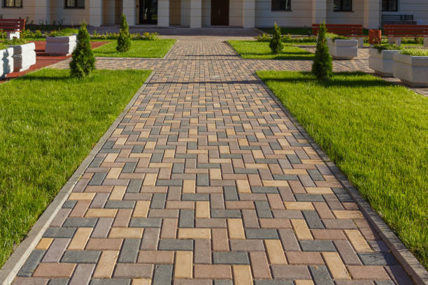 Best Residential Driveway Paver Services  in Edinburg, TX